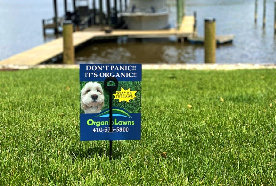 organic lawns organic treatment sign